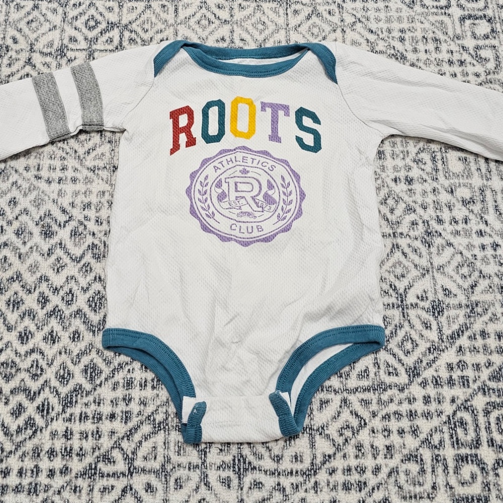 Baby Roots 3-6m Lot - Picture 3 of 4